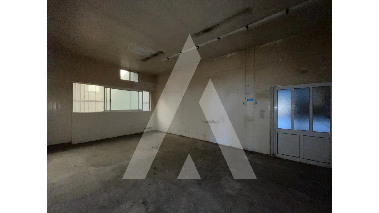 Armazém para Venda em Préstimo e Macieira de Alcoba Foto 8