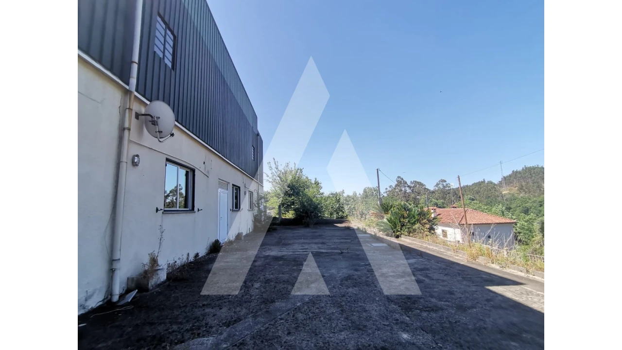 Armazém para Venda em Préstimo e Macieira de Alcoba Foto 28