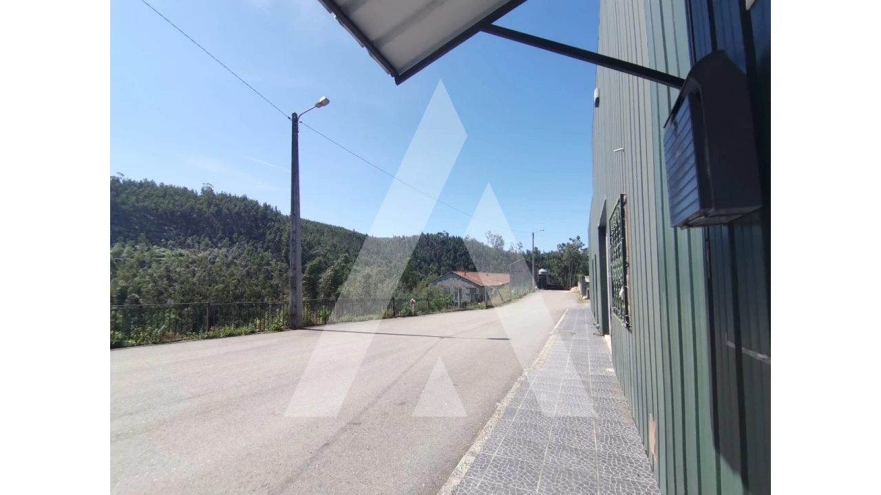 Armazém para Venda em Préstimo e Macieira de Alcoba Foto 30