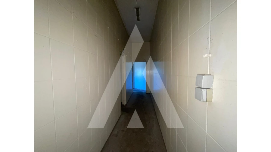 Armazém para Venda em Préstimo e Macieira de Alcoba Foto 3