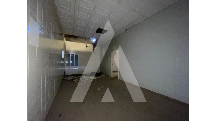 Armazém para Venda em Préstimo e Macieira de Alcoba Foto 16