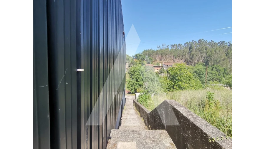 Armazém para Venda em Préstimo e Macieira de Alcoba Foto 18