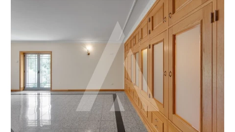 Moradia T4 para Venda em Albergaria-A-Velha e Valmaior