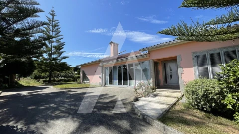 Moradia T4 para Venda em Albergaria-A-Velha e Valmaior