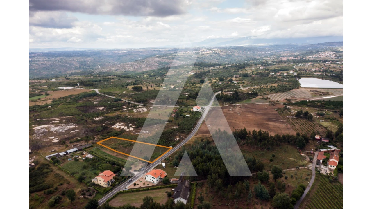 Terreno para Venda em Midões Foto 3