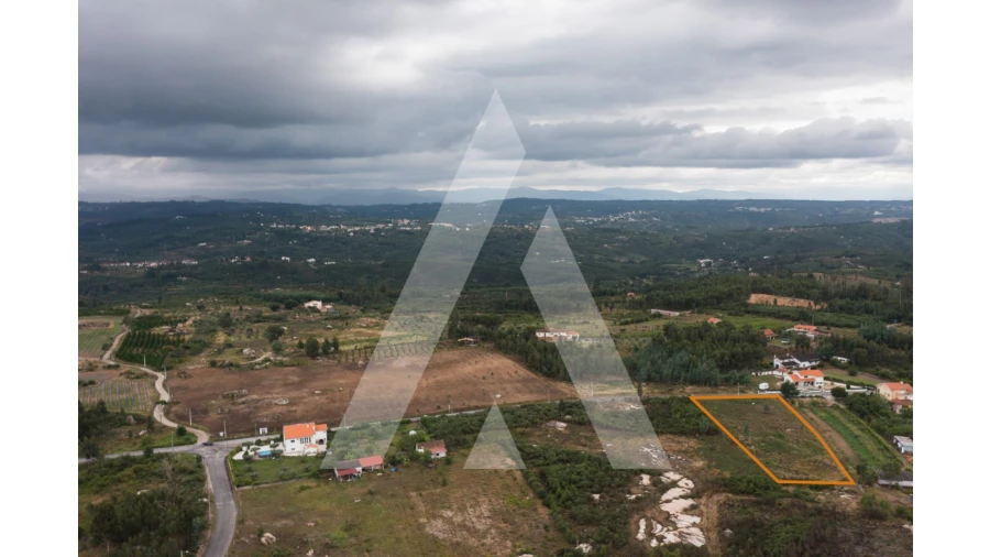 Terreno para Venda em Midões Foto 6