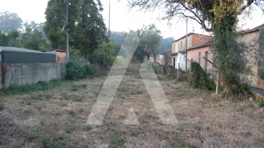 Moradia T3 para Venda em Alquerubim Foto 4