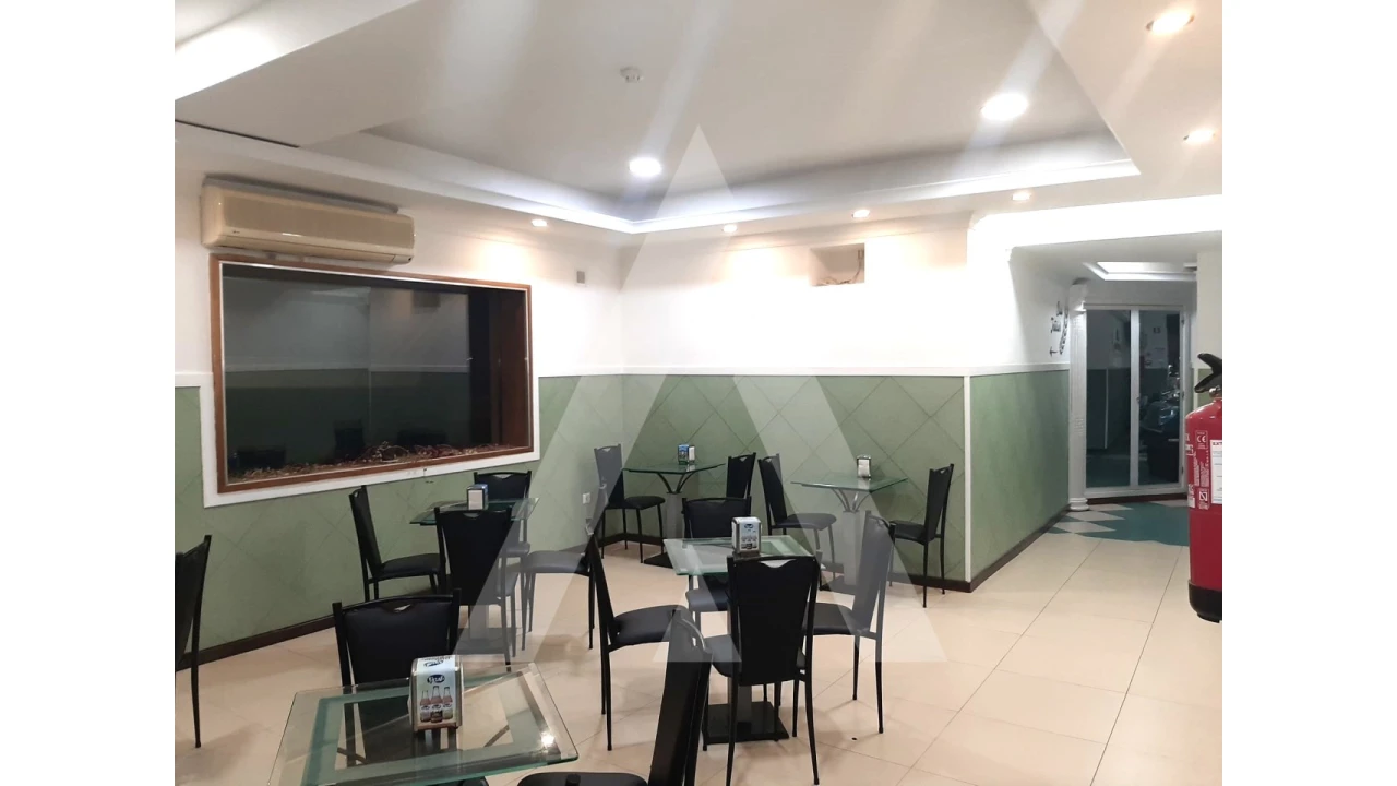 Negócio para Venda em Abraveses Foto 1