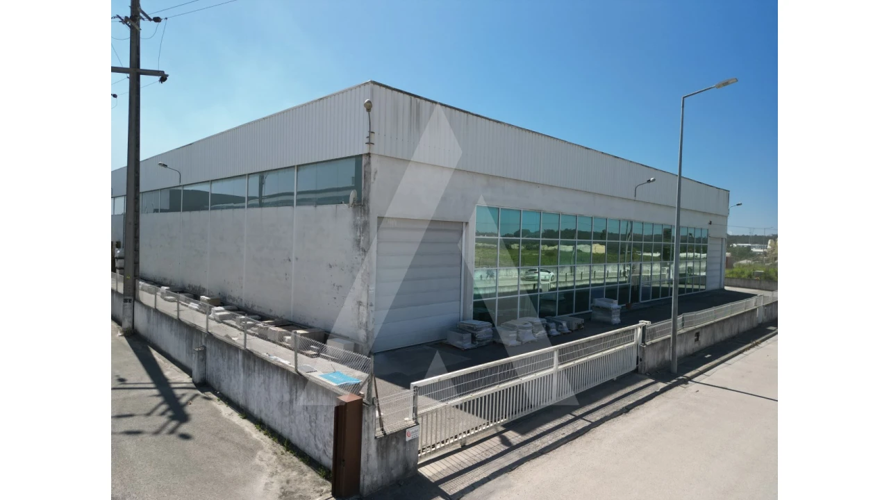 Armazém para Venda em Oiã Foto 8