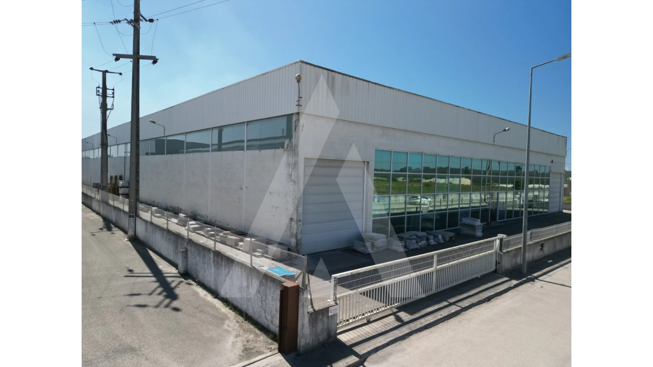 Armazém para Venda em Oiã Foto 11