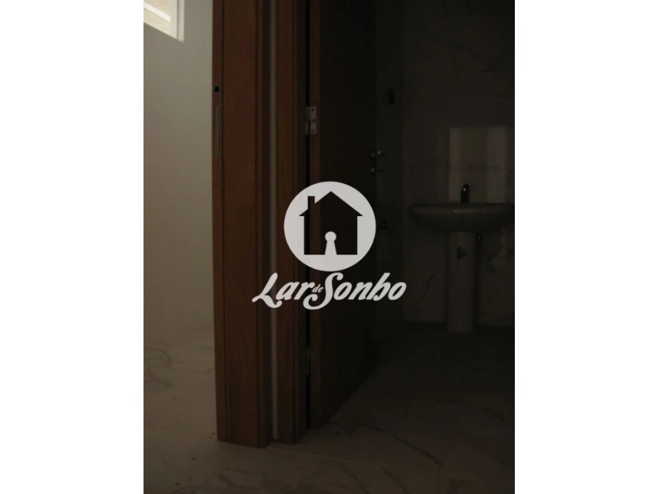 Loja para Arrendamento em Esmoriz Foto 6