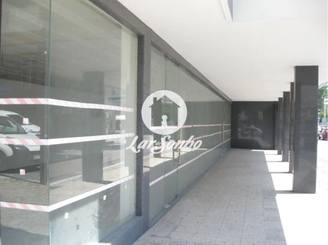 Loja para Arrendamento em Esmoriz Foto 9