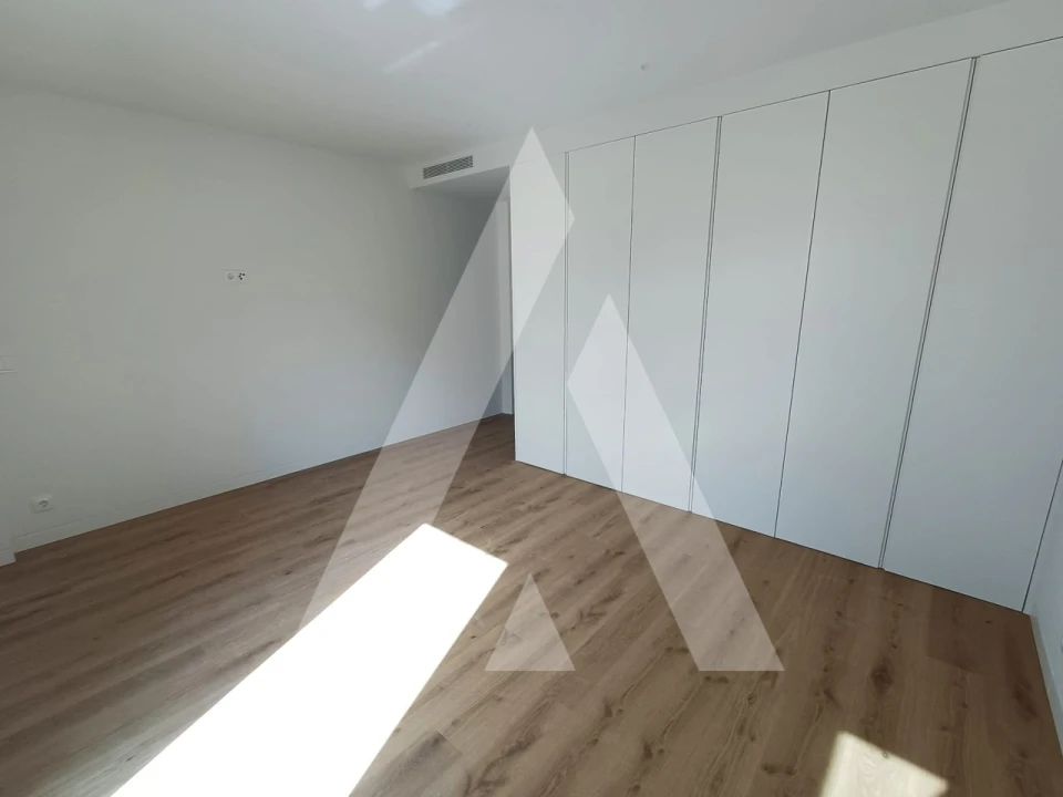 Apartamento T3 para Venda em Glória e Vera Cruz Foto 8