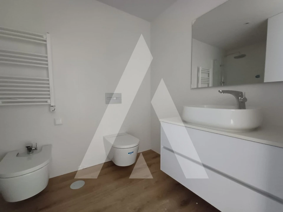 Apartamento T3 para Venda em Glória e Vera Cruz Foto 13