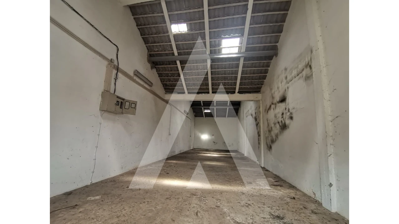 Armazém para Venda em Macinhata do Vouga Foto 12