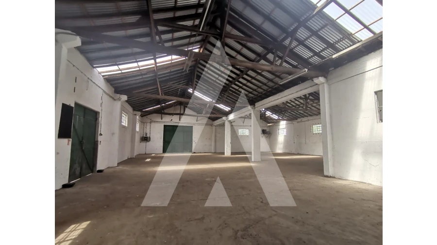 Armazém para Venda em Macinhata do Vouga Foto 2