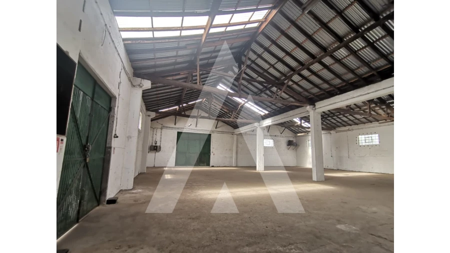 Armazém para Venda em Macinhata do Vouga Foto 3