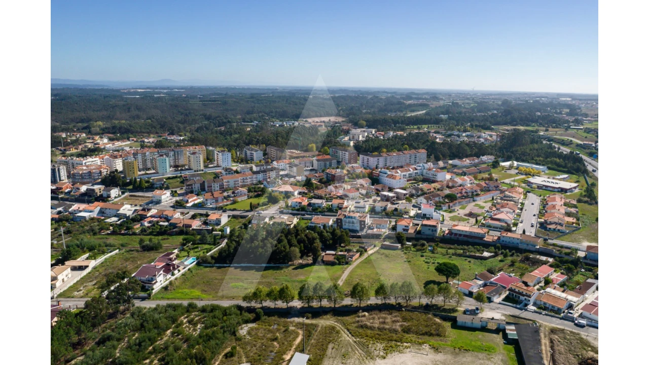 Terreno para Venda em Eixo e Eirol Foto 12
