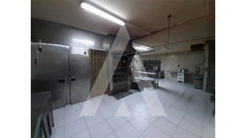 Negócio para Cedência de Quotas em Oliveira do Bairro