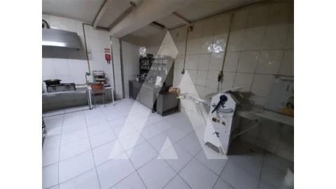 Negócio para Cedência de Quotas em Oliveira do Bairro