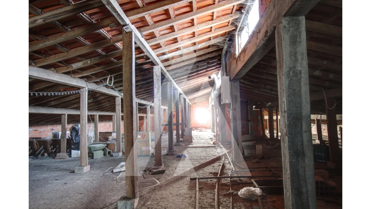 Moradia T6 para Venda em Fermentelos Foto 32