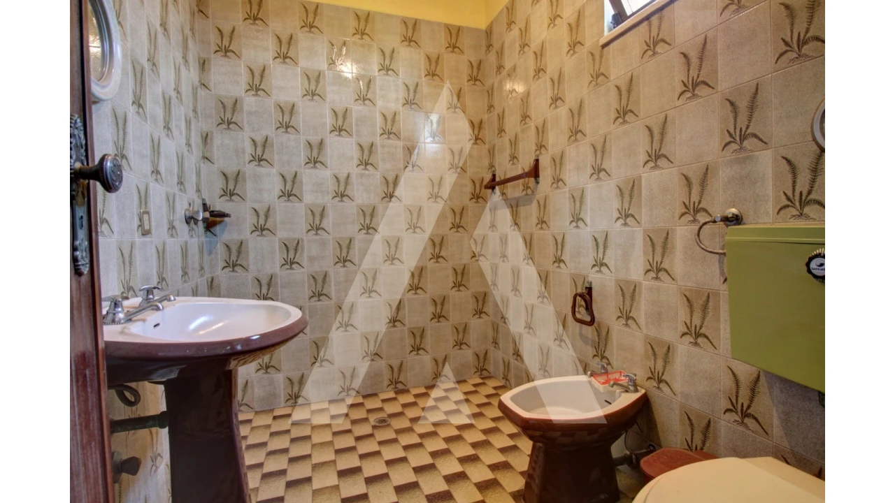 Moradia T6 para Venda em Fermentelos Foto 51