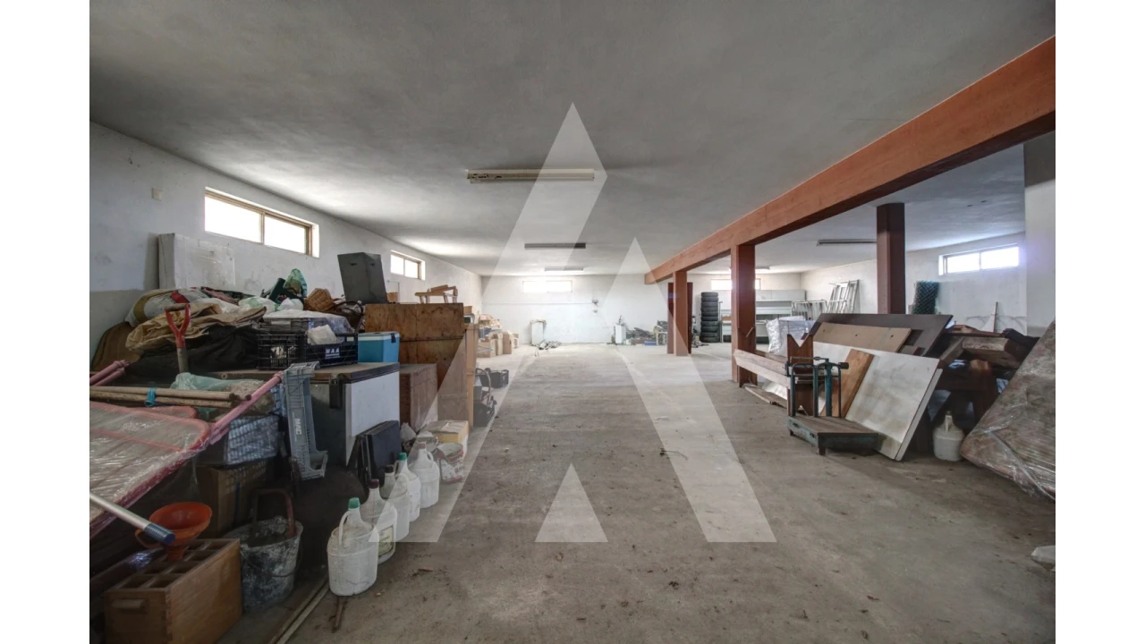 Moradia T6 para Venda em Fermentelos Foto 54