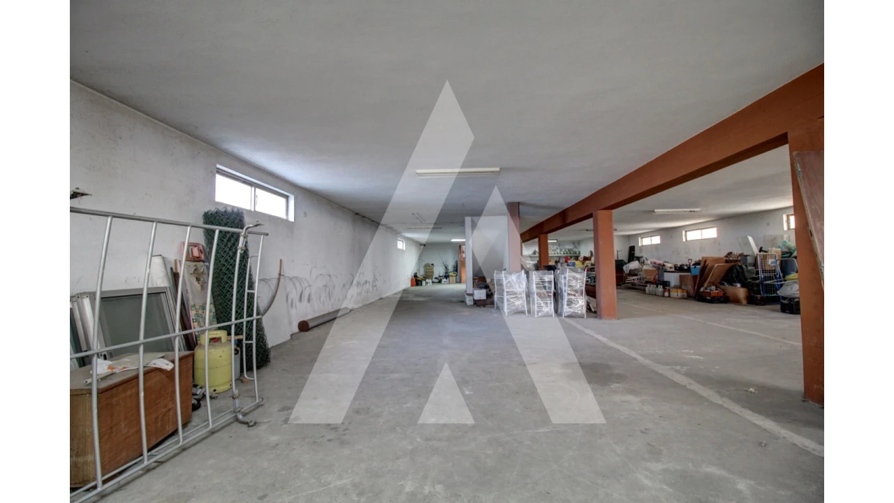 Moradia T6 para Venda em Fermentelos Foto 57