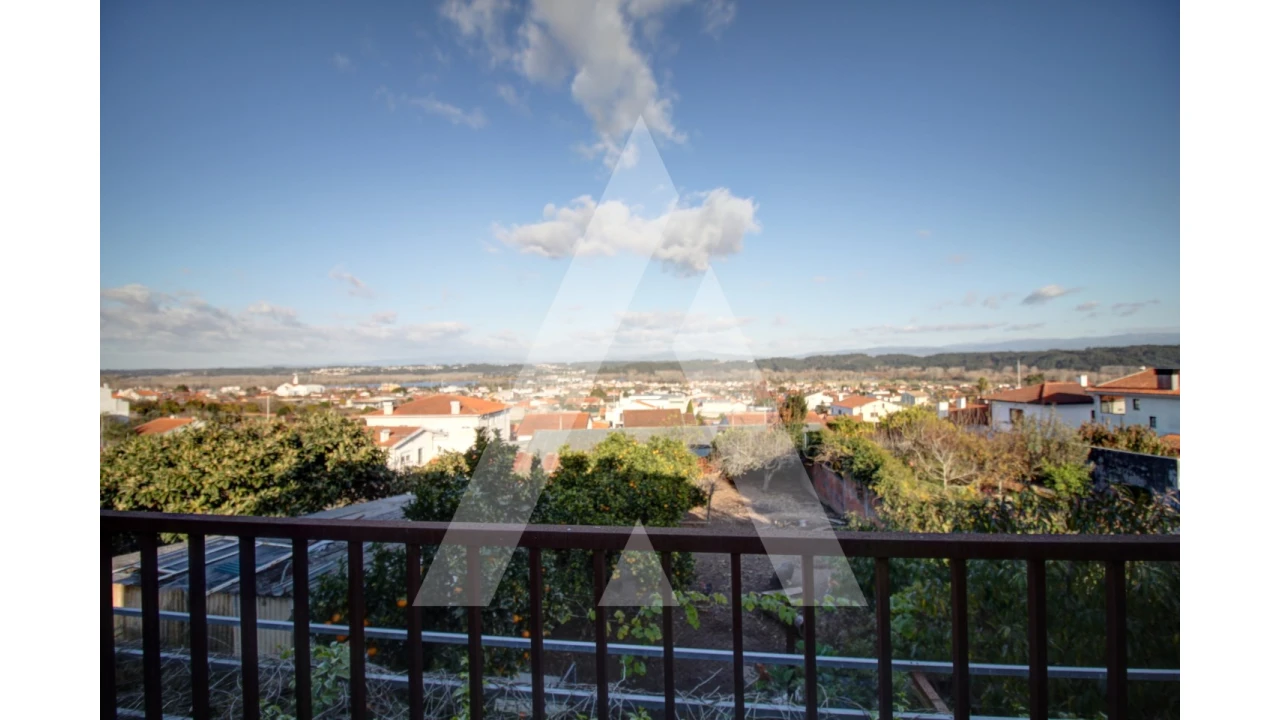 Moradia T6 para Venda em Fermentelos Foto 62