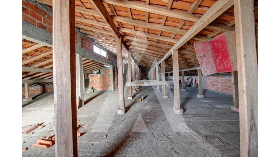 Moradia T6 para Venda em Fermentelos Foto 37