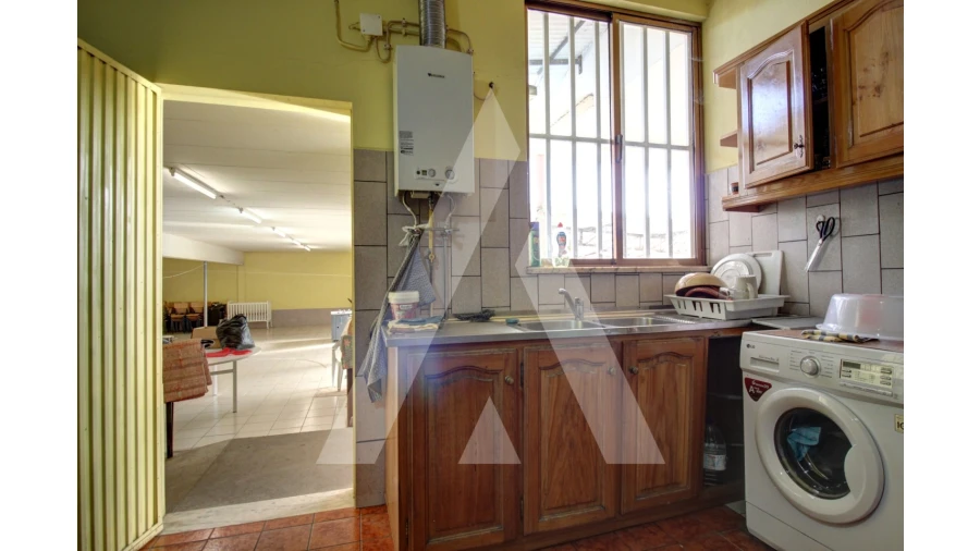 Moradia T6 para Venda em Fermentelos Foto 48