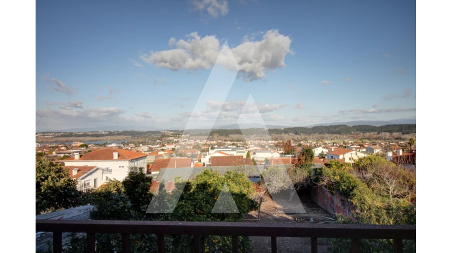 Moradia T6 para Venda em Fermentelos Foto 63