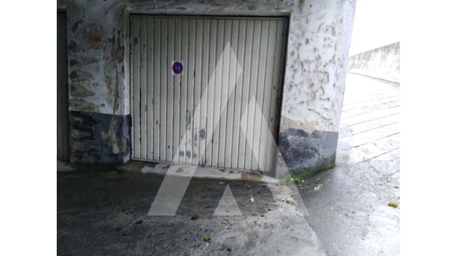 Garagem para Venda em Oiã Foto 2