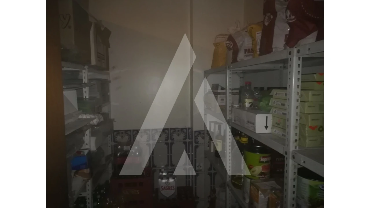 Negócio para Venda em Avelãs de Caminho Foto 6