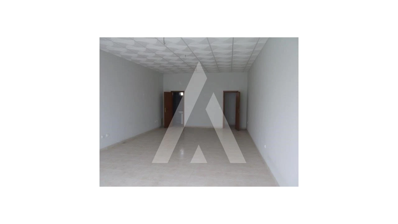 Loja para Venda em Trofa, Segadães e Lamas do Vouga Foto 3