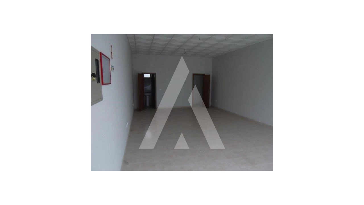 Loja para Venda em Trofa, Segadães e Lamas do Vouga Foto 4