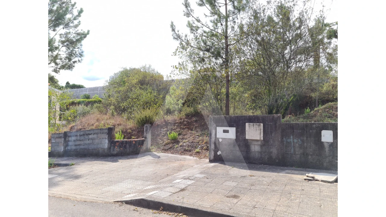 Terreno para Venda em Alquerubim Foto 3