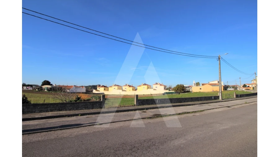 Terreno para Venda em Ouca Foto 1