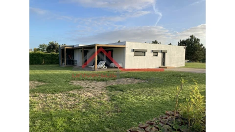 Moradia T3 para Venda em Fernao Ferro