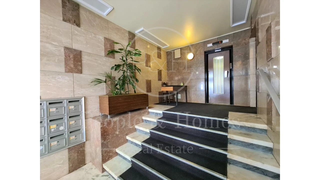 Apartamento T4 para Arrendamento em Avenidas Novas Foto 33