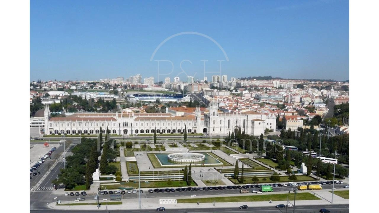 Apartamento T4 para Arrendamento em Avenidas Novas Foto 37
