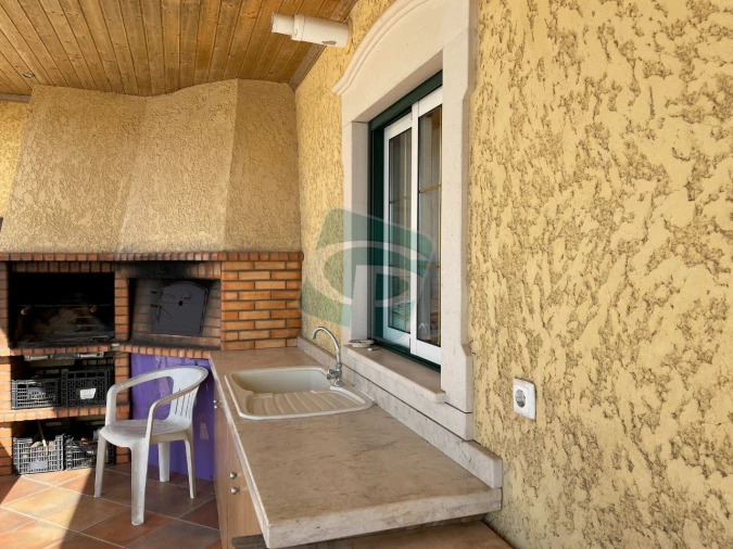 Moradia T5 para Venda em Alcoentre Foto 28