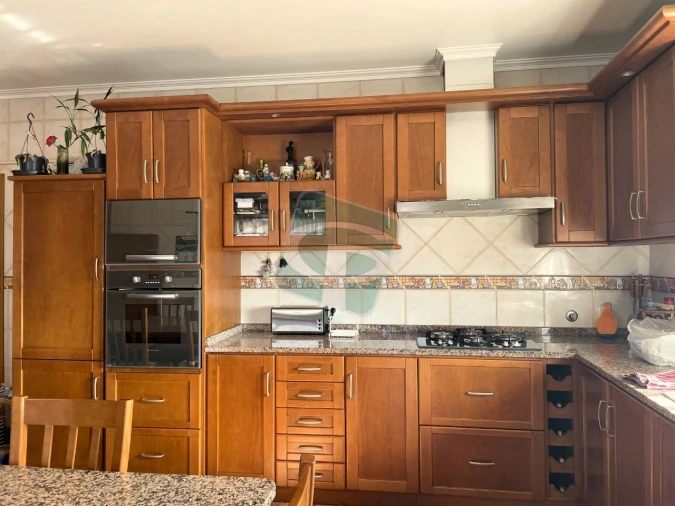 Moradia T5 para Venda em Alcoentre Foto 7