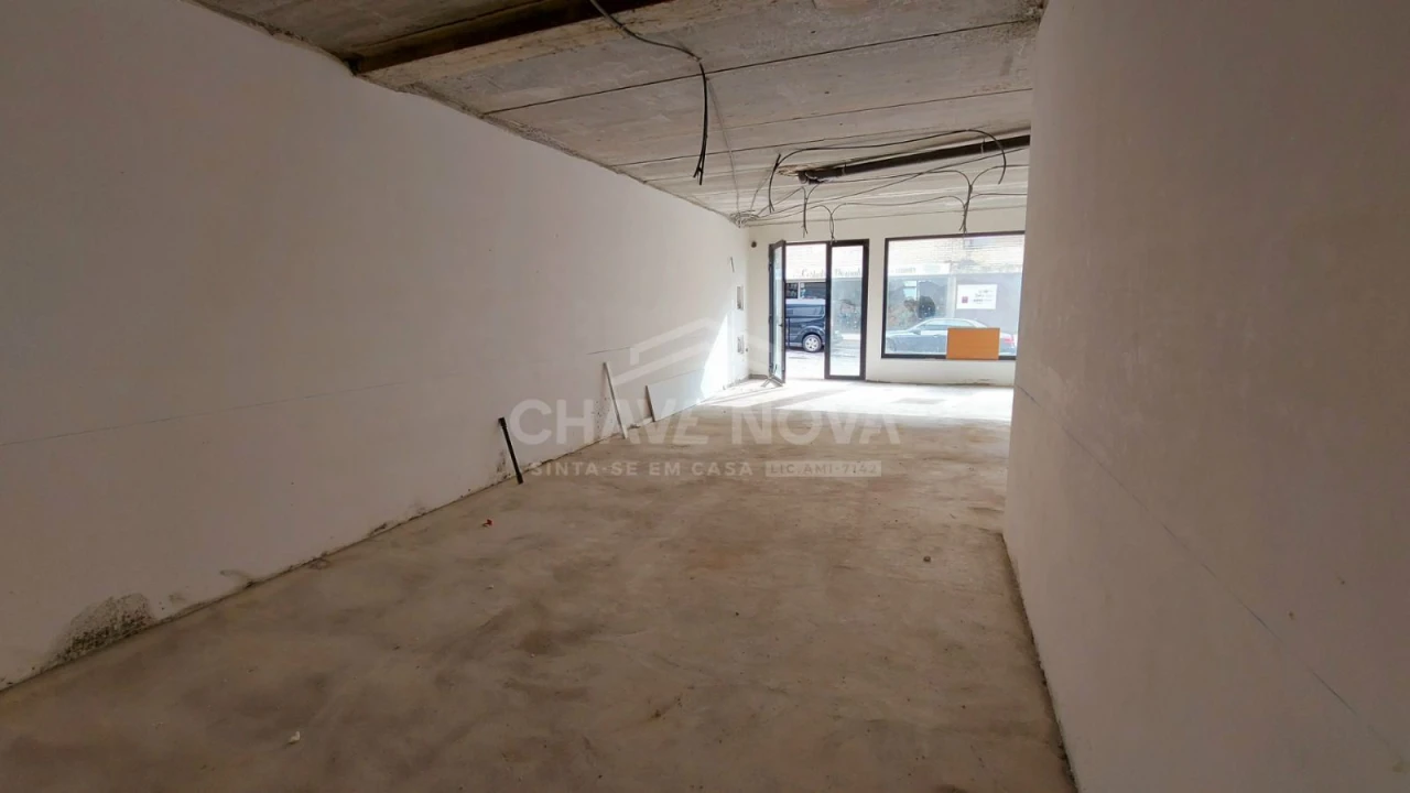 Loja para Venda em Custóias, Leça do Balio e Guifões Foto 6