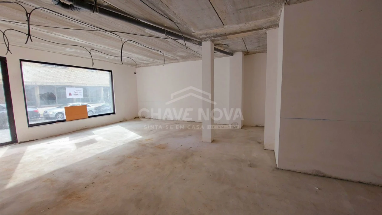 Loja para Venda em Custóias, Leça do Balio e Guifões Foto 8