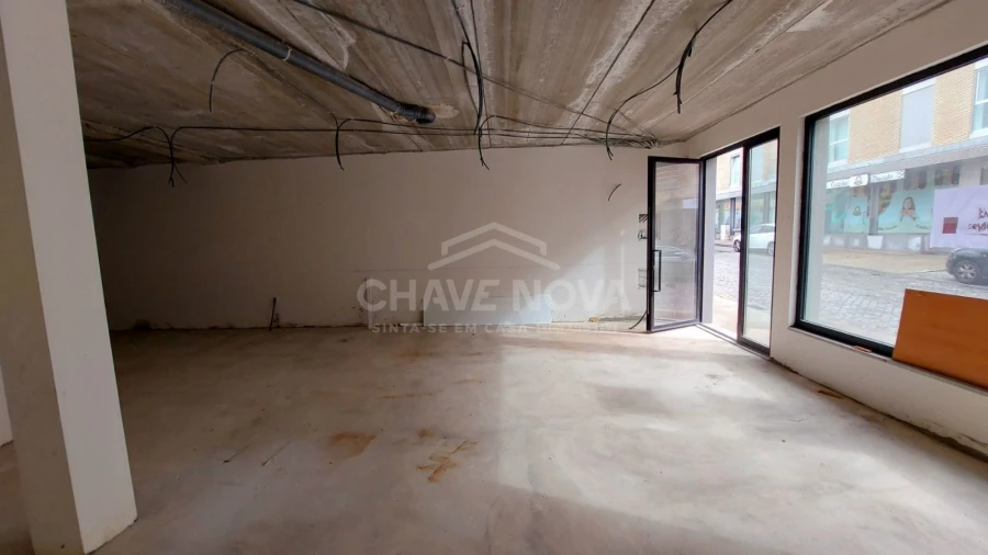 Loja para Venda em Custóias, Leça do Balio e Guifões Foto 4