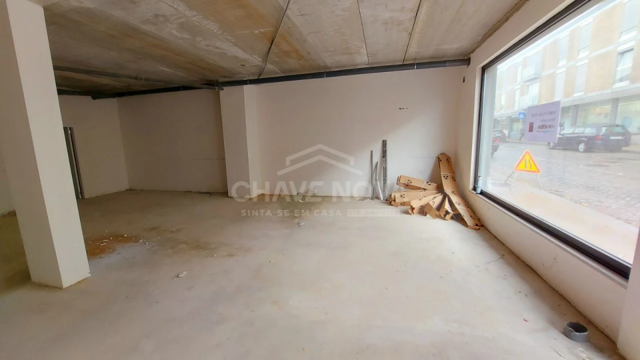 Loja para Venda em Custóias, Leça do Balio e Guifões Foto 15