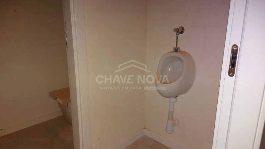 Loja para Venda em Custóias, Leça do Balio e Guifões Foto 9