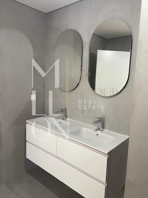 Apartamento T6 para Venda em São Martinho