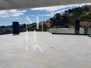 Apartamento T6 para Venda em São Martinho